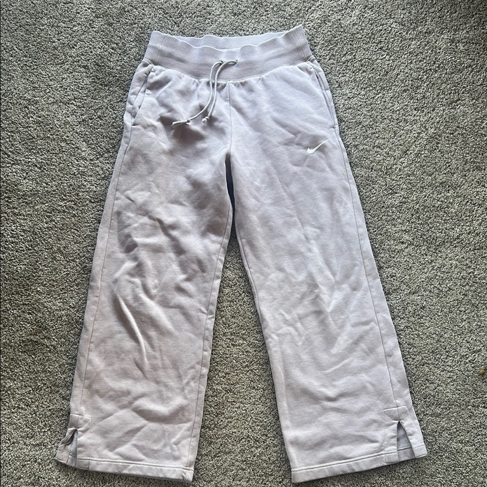 Oversized Light-Mauve Nike Sweatpants